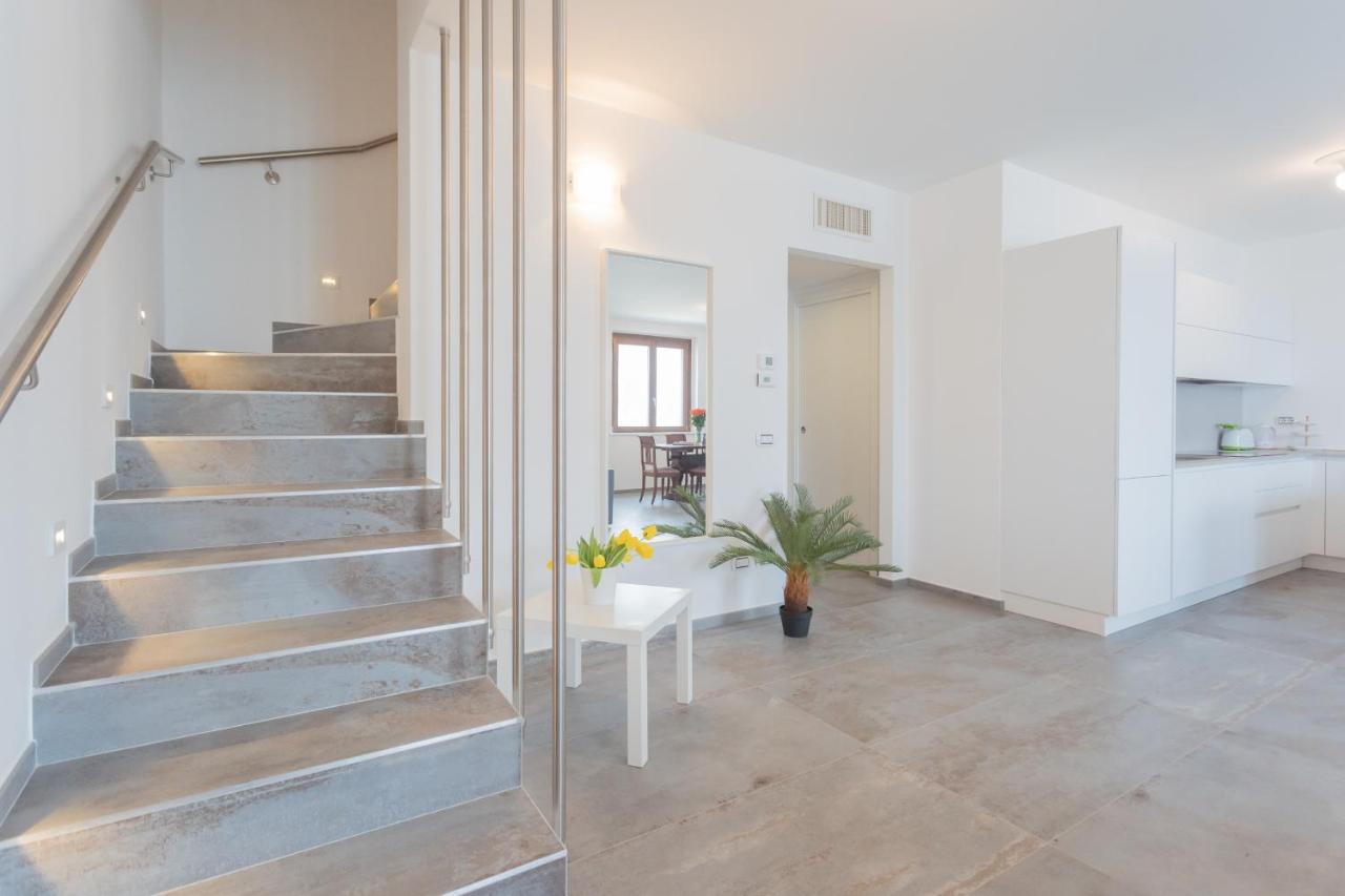 Dream Lake Apartments Lake View - Private Beach By Rent All Como Lezzeno Esterno foto
